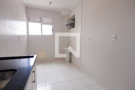 Apartamento para alugar com 81m², 3 quartos e 2 vagas Apartamento para alugar com 81m², 3 quartos e 2 vagasCozinha e Área de Serviço