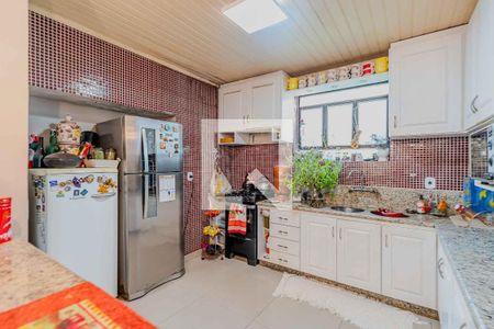 Casa à venda com 1028m², 4 quartos e 4 vagasCozinha