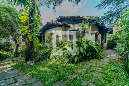 Casa à venda com 1028m², 4 quartos e 4 vagasFachada