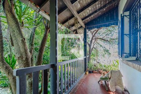 Casa à venda com 1028m², 4 quartos e 4 vagasÁrea externa