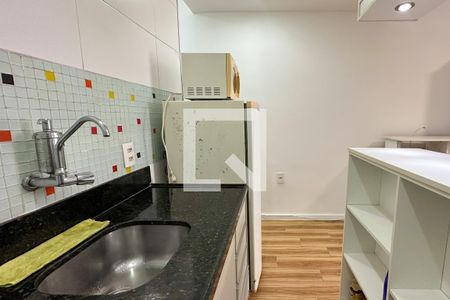Cozinha de apartamento para alugar com 1 quarto, 22m² em Botafogo, Rio de Janeiro