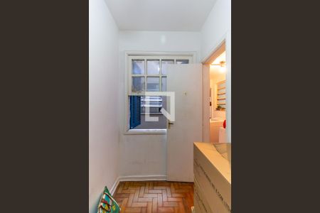 Apartamento à venda com 74m², 2 quartos e sem vaga Apartamento à venda com 74m², 2 quartos e sem vagaQuarto de Serviço