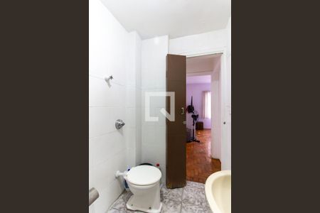 Apartamento à venda com 74m², 2 quartos e sem vaga Apartamento à venda com 74m², 2 quartos e sem vagaBanheiro