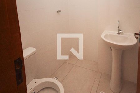 Apartamento à venda com 30m², 2 quartos e sem vaga Apartamento à venda com 30m², 2 quartos e sem vagaBanheiro