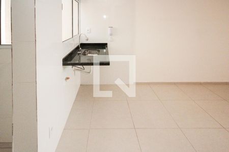 Cozinha de apartamento à venda com 2 quartos, 34m² em Jardim Vila Formosa, São Paulo