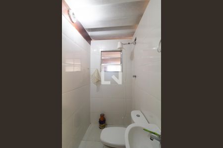 Casa à venda com 298m², 5 quartos e 3 vagasBanheiro de Serviço