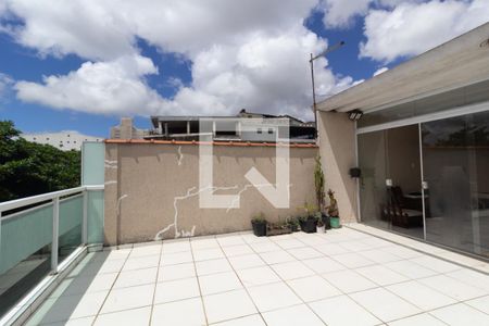 Casa à venda com 298m², 5 quartos e 3 vagasvaranda