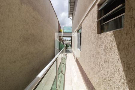 Casa à venda com 298m², 5 quartos e 3 vagasCorredor