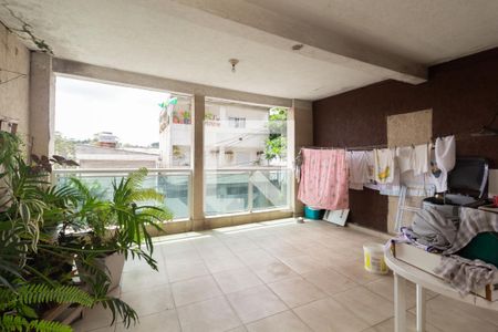 Casa à venda com 298m², 5 quartos e 3 vagasÁrea de Serviço