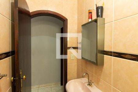 Casa à venda com 172m², 3 quartos e 2 vagasBanheiro da Suíte