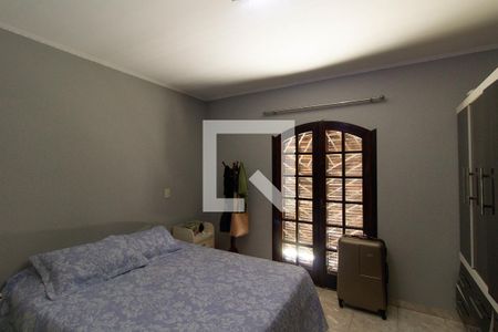 Casa à venda com 172m², 3 quartos e 2 vagasQuarto 3 - Suíte