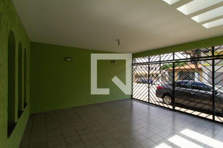 Casa à venda com 172m², 3 quartos e 2 vagasGaragem