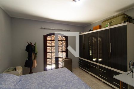 Casa à venda com 172m², 3 quartos e 2 vagasQuarto 3 - Suíte