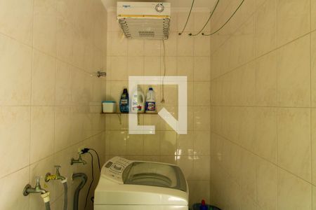 Casa à venda com 172m², 3 quartos e 2 vagasÁrea de Serviço