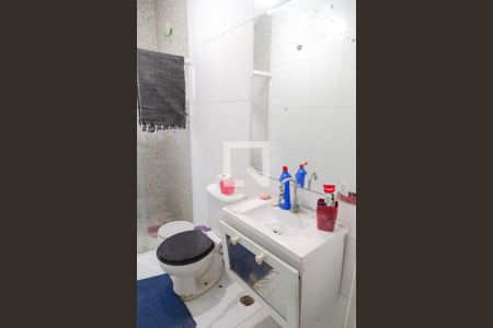 Casa de condomínio para alugar com 119m², 3 quartos e 1 vaga Casa de condomínio para alugar com 119m², 3 quartos e 1 vagaBanheiro 2