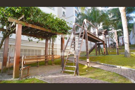 Apartamento para alugar com 95m², 3 quartos e 2 vagasÁrea comum - Playground