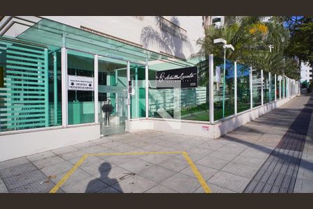 Apartamento para alugar com 95m², 3 quartos e 2 vagasFachada