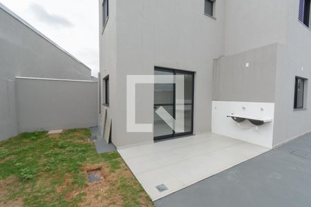 Casa à venda com 286m², 3 quartos e 2 vagasQuintal e Área de Serviços