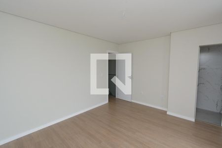 Casa à venda com 286m², 3 quartos e 2 vagasSuíte