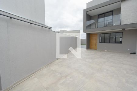 Casa à venda com 286m², 3 quartos e 2 vagasGaragem