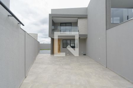 Casa à venda com 286m², 3 quartos e 2 vagasFachada Interna