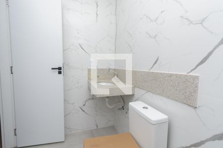 Casa à venda com 286m², 3 quartos e 2 vagasBanheiro da Suíte