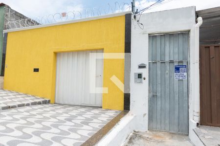 Casa à venda com 80m², 3 quartos e sem vagaFachada