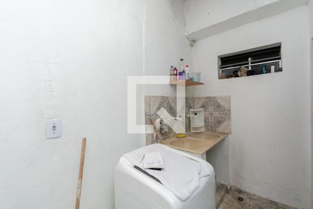 Casa à venda com 80m², 3 quartos e sem vagaÁrea de Serviço