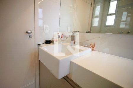 Apartamento à venda com 420m², 4 quartos e 5 vagasBanheiro da Suíte 2