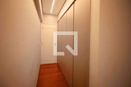 Apartamento à venda com 420m², 4 quartos e 5 vagasCorredor