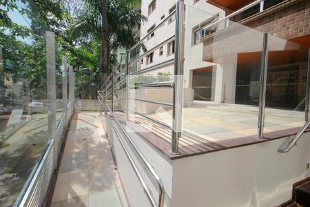 Apartamento à venda com 420m², 4 quartos e 5 vagasÁrea comum - Rampa de Acesso