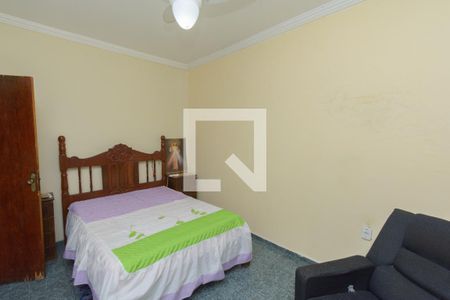 Casa à venda com 200m², 5 quartos e 3 vagasQuarto 2