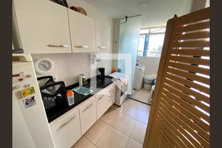 Apartamento à venda com 50m², 2 quartos e 1 vagaCozinha e Área de Serviço