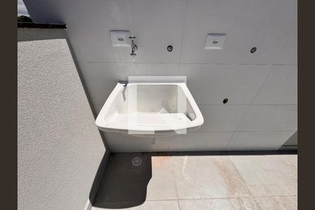 Apartamento à venda com 94m², 2 quartos e 1 vaga Apartamento à venda com 94m², 2 quartos e 1 vagaLavanderia