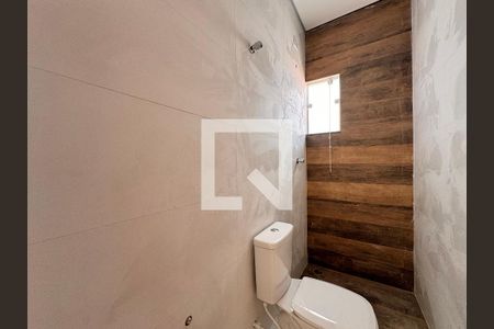 Apartamento à venda com 94m², 2 quartos e 1 vaga Apartamento à venda com 94m², 2 quartos e 1 vagaBanheiro da Suíte