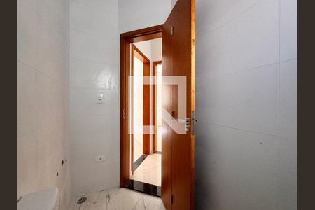 Apartamento à venda com 94m², 2 quartos e 1 vaga Apartamento à venda com 94m², 2 quartos e 1 vagaBanheiro