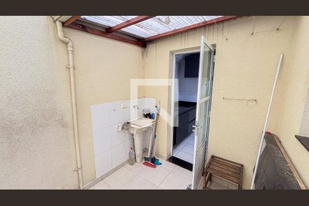 Apartamento à venda com 45m², 2 quartos e 1 vaga Apartamento à venda com 45m², 2 quartos e 1 vagaÁrea de Serviço