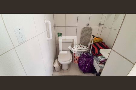 Casa à venda com 272m², 5 quartos e 6 vagas Casa à venda com 272m², 5 quartos e 6 vagasBanheiro da Suíte 2