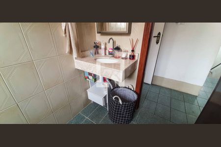 Casa à venda com 272m², 5 quartos e 6 vagas Casa à venda com 272m², 5 quartos e 6 vagasBanheiro do Quarto 1