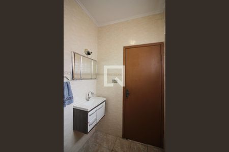 Casa à venda com 160m², 3 quartos e 3 vagasBanheiro Social