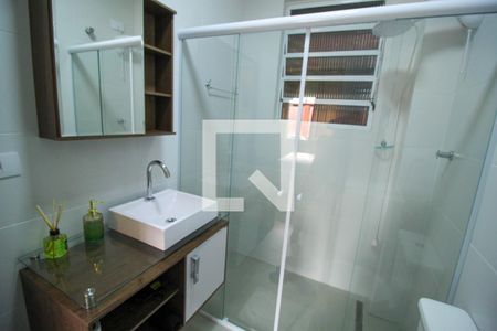 Banheiro e área de serviço de kitnet/studio à venda com 1 quarto, 37m² em Brás, São Paulo