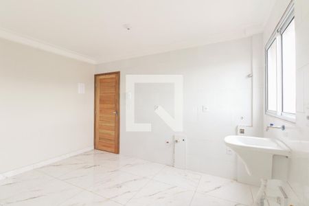 Apartamento à venda com 45m², 2 quartos e 1 vaga Apartamento à venda com 45m², 2 quartos e 1 vagaCozinha e Área de Serviço