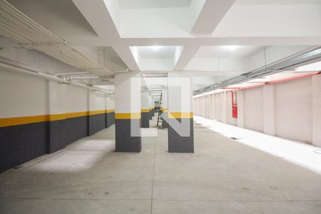 Apartamento à venda com 45m², 2 quartos e 1 vaga Apartamento à venda com 45m², 2 quartos e 1 vagaCondomínio - Garagem