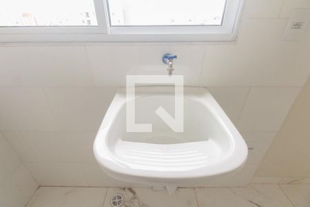 Apartamento à venda com 45m², 2 quartos e 1 vaga Apartamento à venda com 45m², 2 quartos e 1 vagaCozinha e Área de Serviço