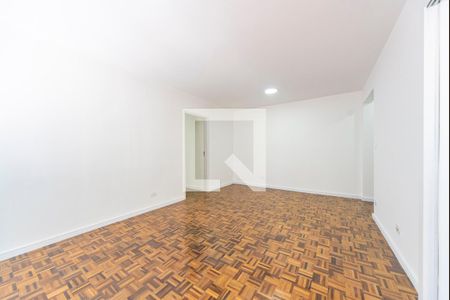 Apartamento à venda com 105m², 3 quartos e 1 vaga Apartamento à venda com 105m², 3 quartos e 1 vagaSala