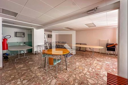 Apartamento à venda com 105m², 3 quartos e 1 vaga Apartamento à venda com 105m², 3 quartos e 1 vagaÁrea comum - Salão de festas