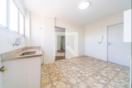 Apartamento à venda com 105m², 3 quartos e 1 vaga Apartamento à venda com 105m², 3 quartos e 1 vagaCozinha