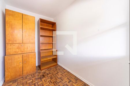 Apartamento à venda com 105m², 3 quartos e 1 vaga Apartamento à venda com 105m², 3 quartos e 1 vagaQuarto de Serviço