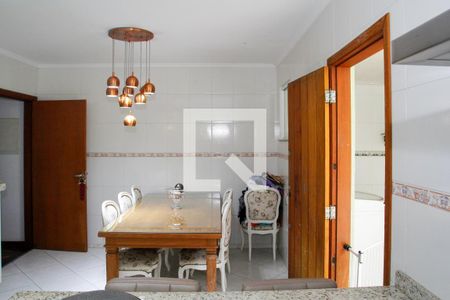 Casa à venda com 210m², 3 quartos e 3 vagas Casa à venda com 210m², 3 quartos e 3 vagasCozinha