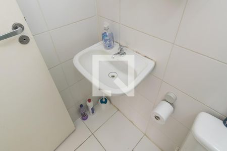 Apartamento para alugar com 45m², 2 quartos e 1 vaga Apartamento para alugar com 45m², 2 quartos e 1 vagaBanheiro